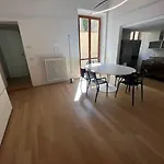 Appartamento Palazzo Bardi Apartments