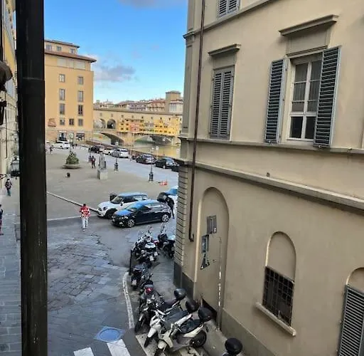 Appartamento Palazzo Bardi Apartments